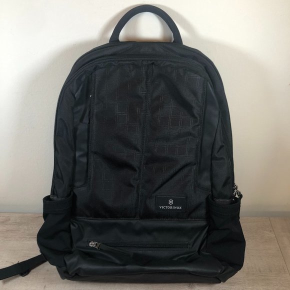 Victorinox Bags Victorinox Swiss Army Backpack Black Poshmark